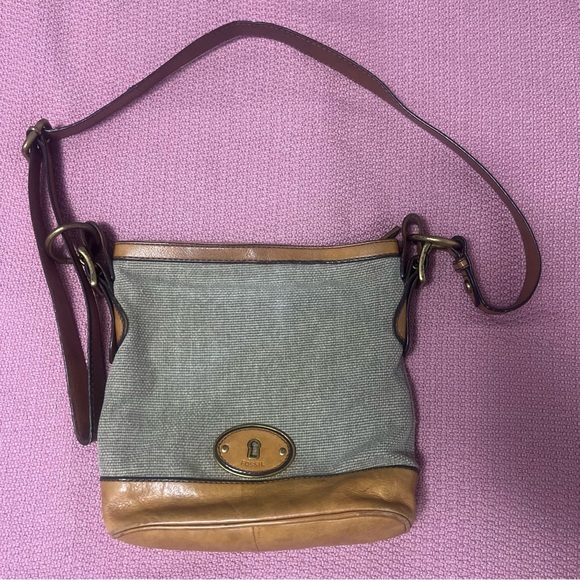 FOSSIL MADDOX Leather Khaki Canvas Bucket Crossbody Shoulder Bag Traveler - Picture 1 of 15